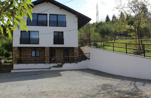 Borsa Apartment | Green Garden