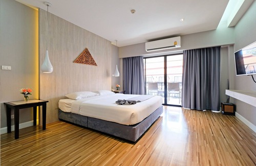 Chang Phueak Hotel | Green Lake Resort