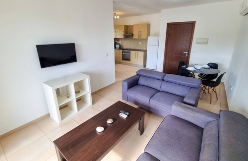 Tersefanou Apartment | Green Leaf Apartment
