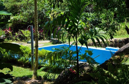 Ratnapura Bed & Breakfast | Green Leaf Holiday Bungalow
