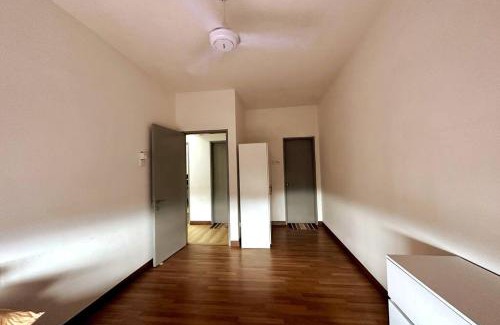 Kampung Rawa Apartment | Green-Scenery Suburban by Irdina's Homestay