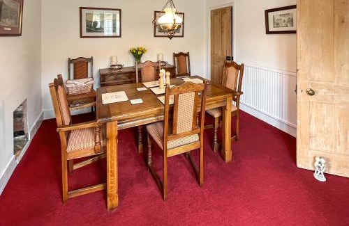 Hollingbourne House | Green Trees