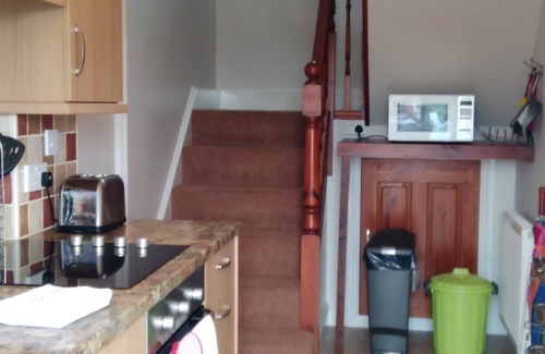 New Forest District Apartment | Greenbanks 1 Damerham Self Catering. The Perfect Getaway for Couples