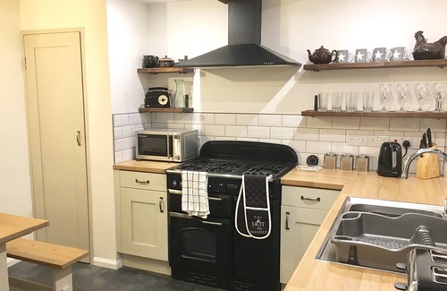 Watchet Cottage | GREENGATES, pet friendly, character holiday cottage in Watchet