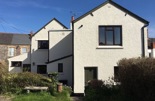 Watchet Cottage | GREENGATES, pet friendly, character holiday cottage in Watchet