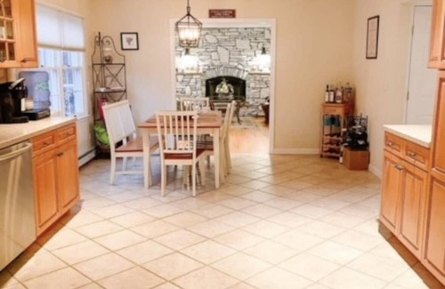 Greenport West House | Greenport Villa with a Pool