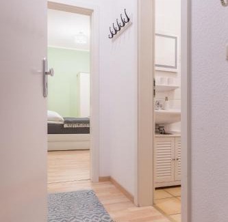 Loebtau Apartment | GREENs - ruhige schöne 1RWhg gut gelegen mit Balkon