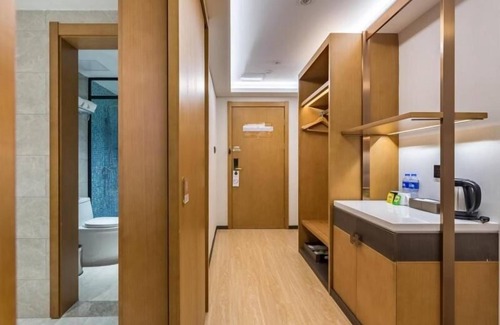 Gu Lou Hotel | Greentree Eastern Xuzhou High Speed Railway Station Square Yindi Automobile Market Hotel