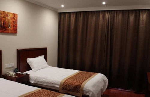 Qixia District Hotel | GreenTree Inn NanJing XianLin Road JinMa Road Subway Station Shell Hotel