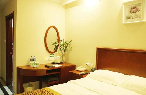 Pudong Hotel | GreenTree Inn ShangHai KangQiao Industrial Zone JinXiu Road Business Hotel