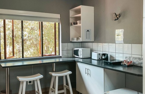 White River Hotel | Greenway Woods Resort