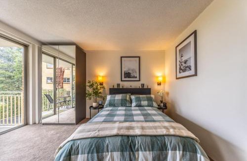 Greenwich House | Greenwich Property