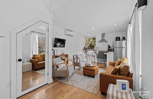 Fayetteville House | Gregg Townhome-10 Min Walk to DT Fayetteville!