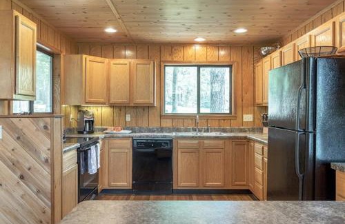 Innsbrook Ski Chalet | Grendel Grove Getaway