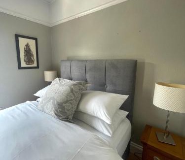 Newcastle House | Grey Heron Townhouse