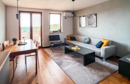 Biezanow - Prokocim Apartment | Grey Wall Apartment Kraków