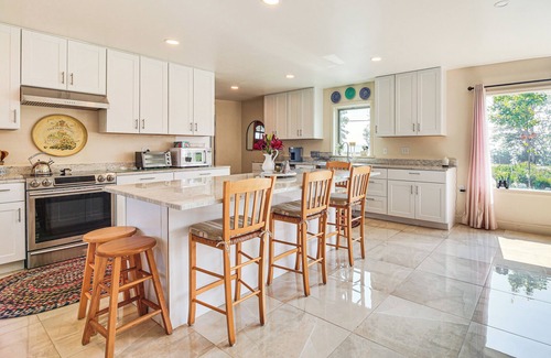 Chazy House | Grill Out, Play Pool: Huge Home on Lake Champlain!