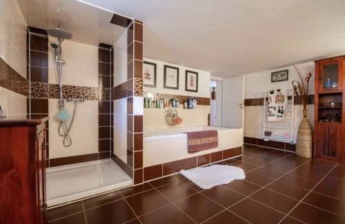 Werder House | Großzügiges Ferienhaus mit Pool