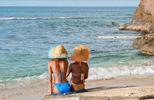 Morne Rouge Resort | Grooms Beach Villa & Resort