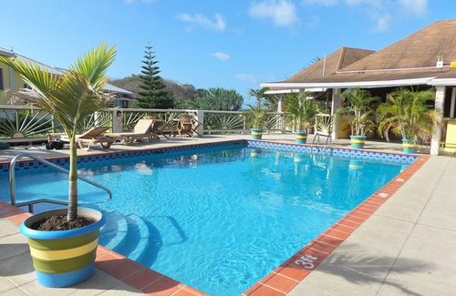 Morne Rouge Resort | Grooms Beach Villa & Resort
