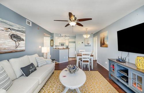 Ocean Side Village Apartment | Ground Floor 2 Bdrm King Condo Close to Beach