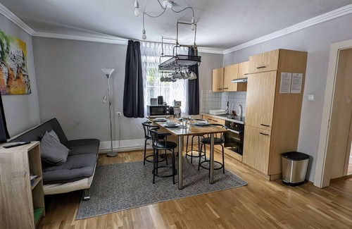 Bad Bleiberg Apartment | GROUND FLOOR, 2 BEDROOMS APARTMENT - small room with 2 single beds