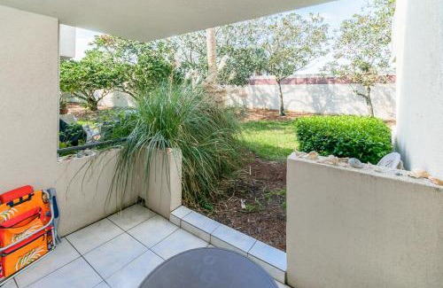 Sawgrass Apartment | Ground Floor Convenient Gated condo at Beach Sawgrass - Pet Friendly!