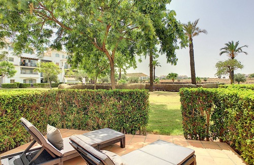 Jeronimo y Avileses y Balsicas de Arriba Apartment | Ground floor family apartment, free wifi, patio, free parking