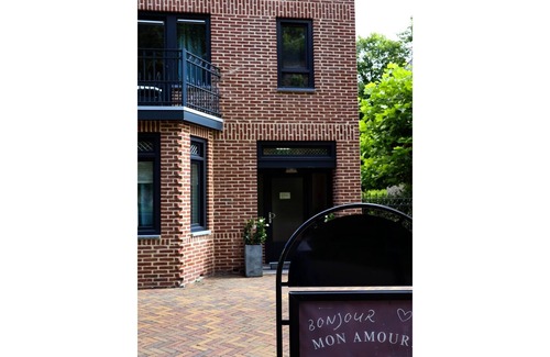 Municipality of Valkenburg aan de Geul Apartment | Ground Floor Romantic Apt in Valkenburg