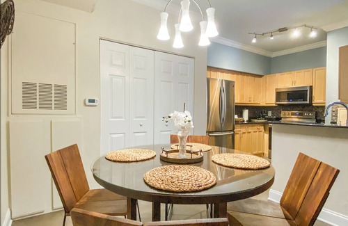 Clearwater Condo | Ground Level unit, King bed, easy pool access. POOL VIEW