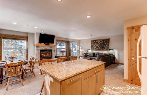 Peak 9 Condo | Group Retreat Amongst Breck's Splendor. Spacious unit excellent location TN21