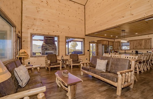 Smoky Mountains Cabin | Grouse Mtn Lodge: Indoor Pool, Mtn View, Theater, Game Room, Hot Tub, WiFi