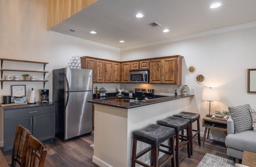 Gruene House | Gruene Getaway - In the heart of Gruene, swimming pool, sleeps 6!