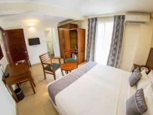 Wellawatta South Hotel | GSH Colombo