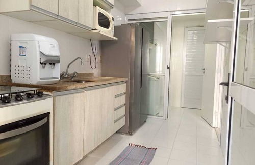 Asturias Apartment | GUARUJÁ ASTURIAS, COMPLETE LEISURE, AIR CONDITIONING AND GOURMET BALCONY