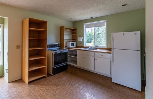 Anacortes Apartment | Guemes Island studio on woodlands