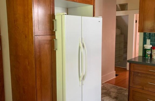 West Point Grey House | Guest house near UBC