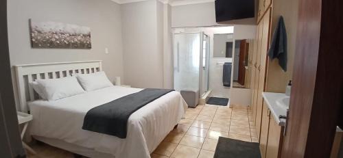 Polokwane Bed & Breakfast | Guest House On Marshall