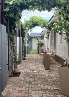 Polokwane Bed & Breakfast | Guest House On Marshall