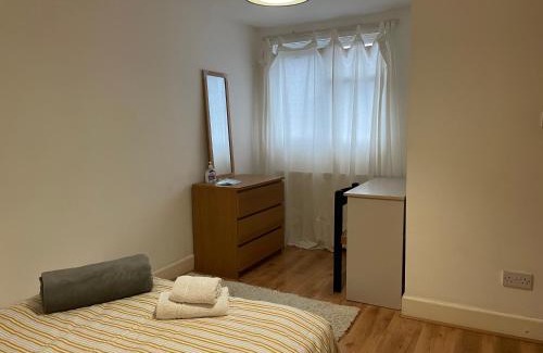 Highbury House | Guest House quarto cama box Finsbury Park