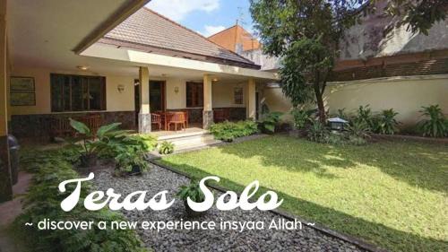 Surakarta House | Guest House Rumah Teras