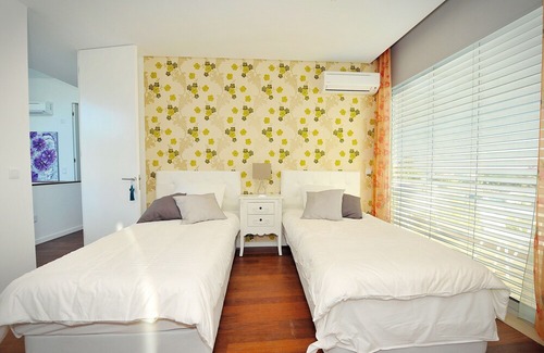 Malveira da Serra House | Guest House Serra Guincho - Room for 4 people