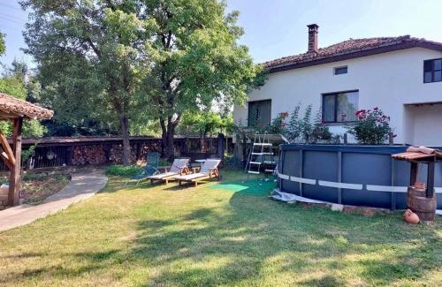 Elena House | Guest House Stoyanovata Kashta - Стояновата къща