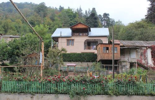 Dilijan House | Guest House Veronika