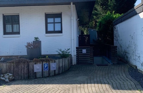 Langenfeld House | Guest room for 2 persons approx. 12 qm in Langenfeld (Rheinland), Lower Rhine