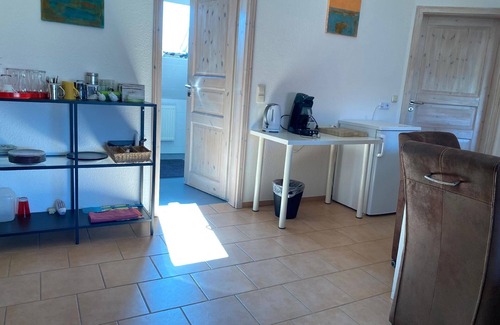 Großheide House | Guest room without fully equipped kitchen