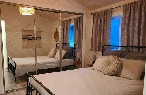 Cumberland House | Guest suite downtown Cumberland - walk to trails and amenities!