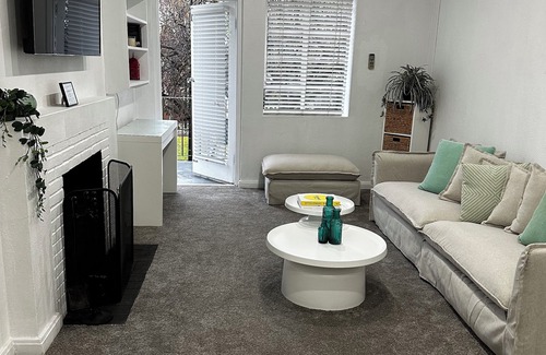 Norwood Apartment | Guest Suite in beautiful Norwood