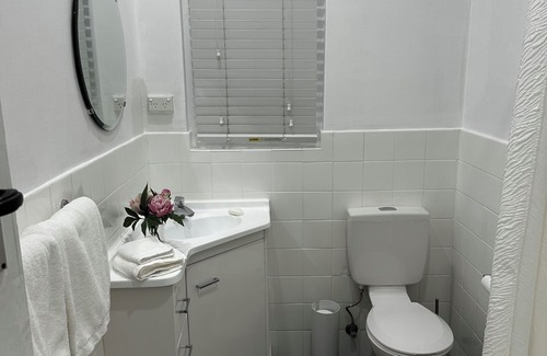 Norwood Apartment | Guest Suite in beautiful Norwood