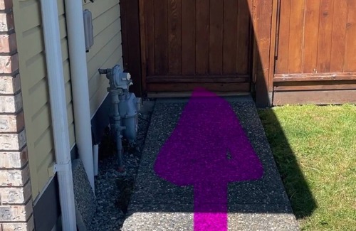 Maple Ridge House | Guest Suite in Maple Ridge